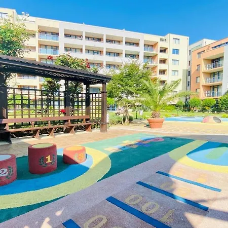 Bratanov Trakia * 써니비치