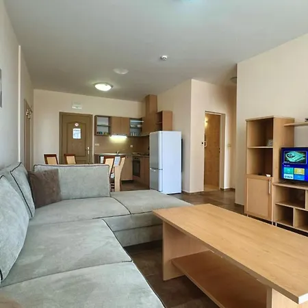 Bratanov Trakia Apartmán *